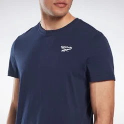 Reebok Identity Classics T-Shirt Mens Athletic T-Shirts -Refrigiwear US Shop GUEST 5d8e1887 fffc 4a16 884c 620925405d98