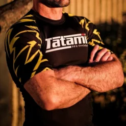 Tatami Fightwear Recharge Short Sleeve Rashguard - Bolt -Refrigiwear US Shop GUEST 983f9496 1d7e 40b3 9214 33ea81971929