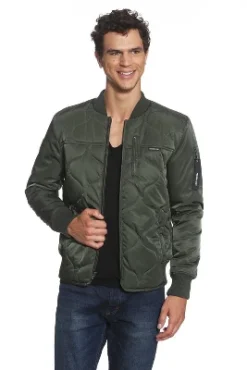 Members Only Men's Oval Quilt Bomber Jacket -Refrigiwear US Shop GUEST 9e145fe0 6d3d 4b14 b092 05cd82d994f9