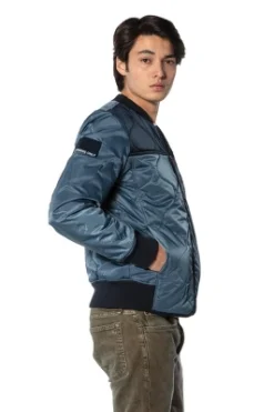 Members Only Men's Oval Quilt Bomber Jacket -Refrigiwear US Shop GUEST bd02cbda 59ad 4cbe b0e6 2ac7794af899