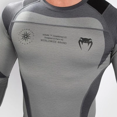 Venum Stone Long Sleeve Rashguard - Mineral Green 4 Venum Stone Long Sleeve Rashguard - Mineral Green - Image 2